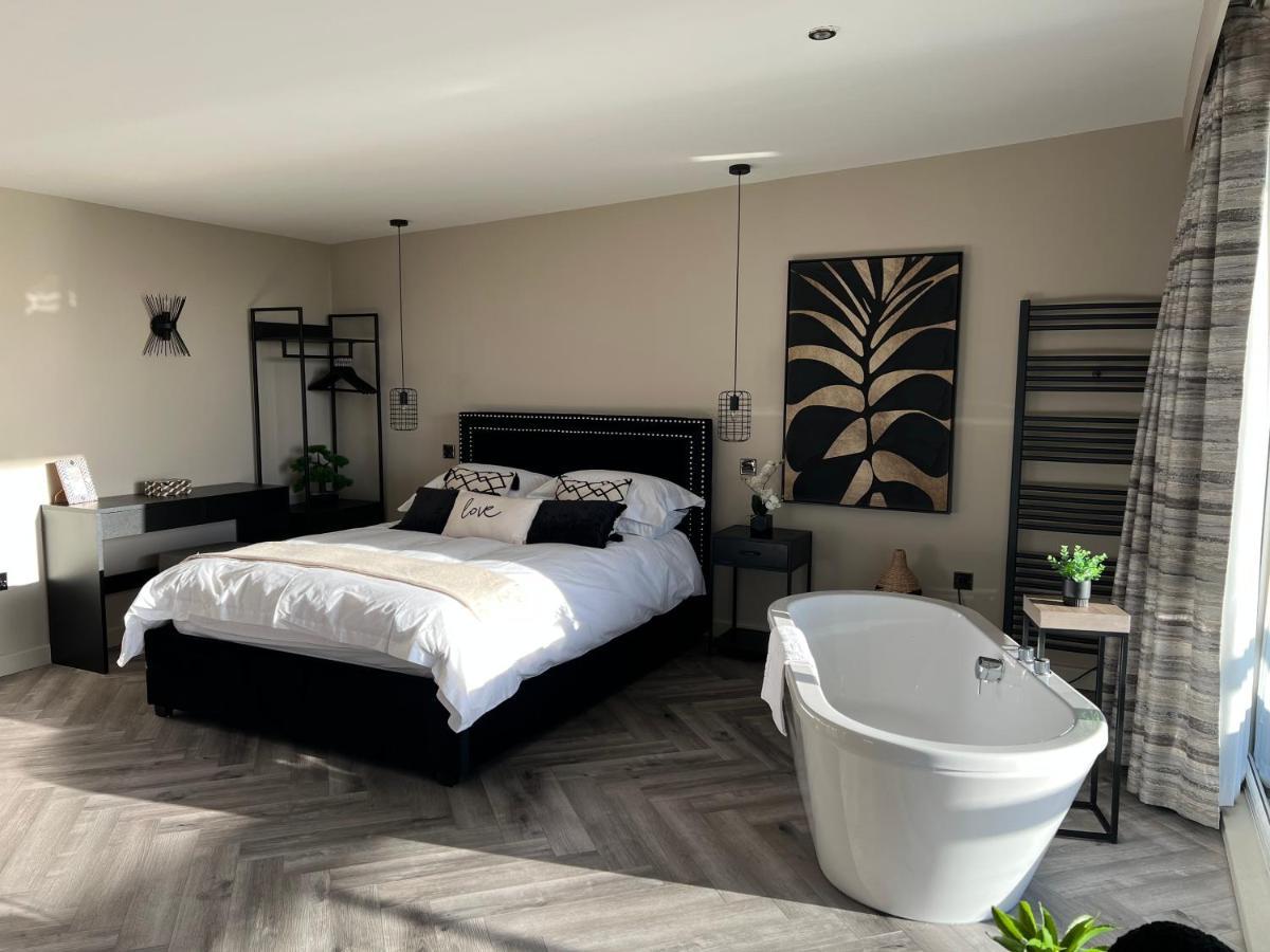 Loudoun Mains Luxury Lodges Newmilns Extérieur photo