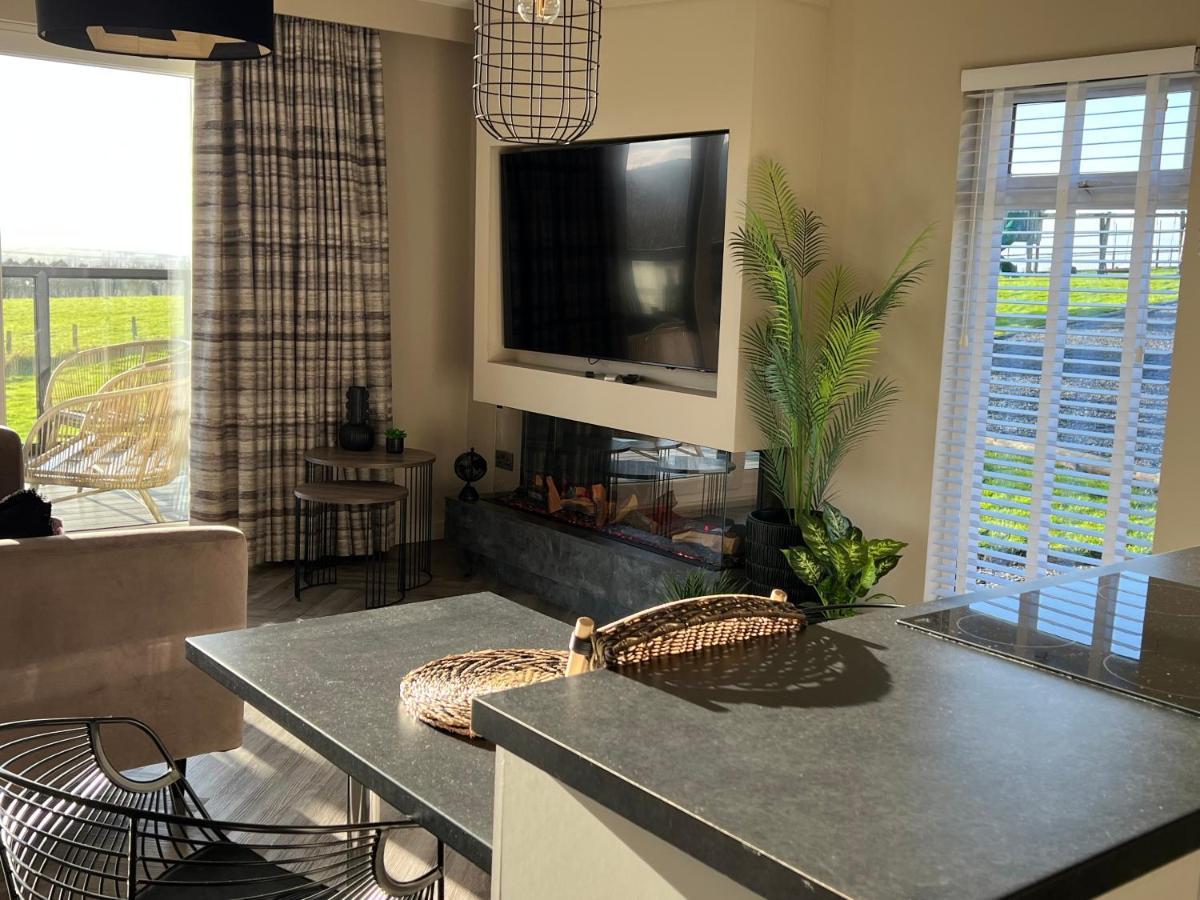 Loudoun Mains Luxury Lodges Newmilns Extérieur photo