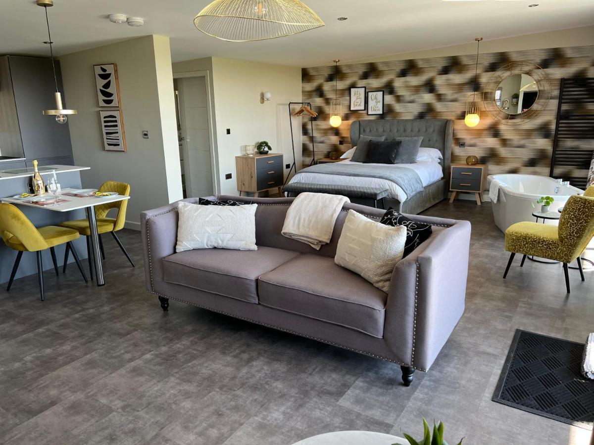 Loudoun Mains Luxury Lodges Newmilns Extérieur photo