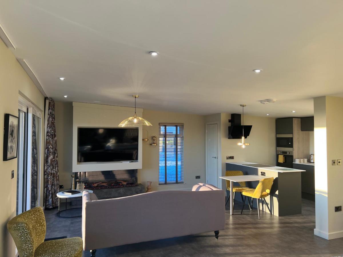 Loudoun Mains Luxury Lodges Newmilns Extérieur photo