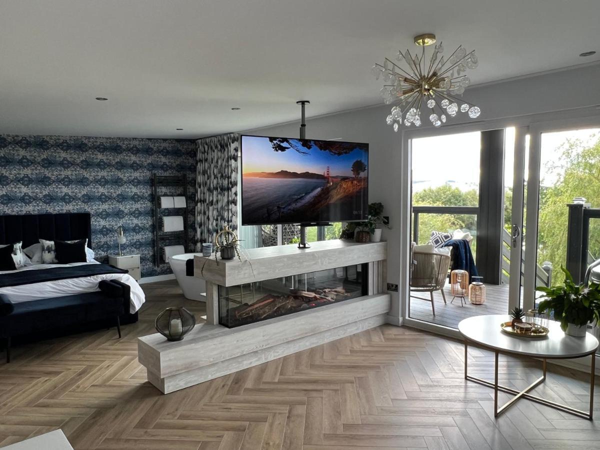 Loudoun Mains Luxury Lodges Newmilns Extérieur photo