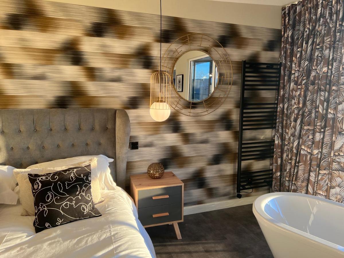 Loudoun Mains Luxury Lodges Newmilns Extérieur photo